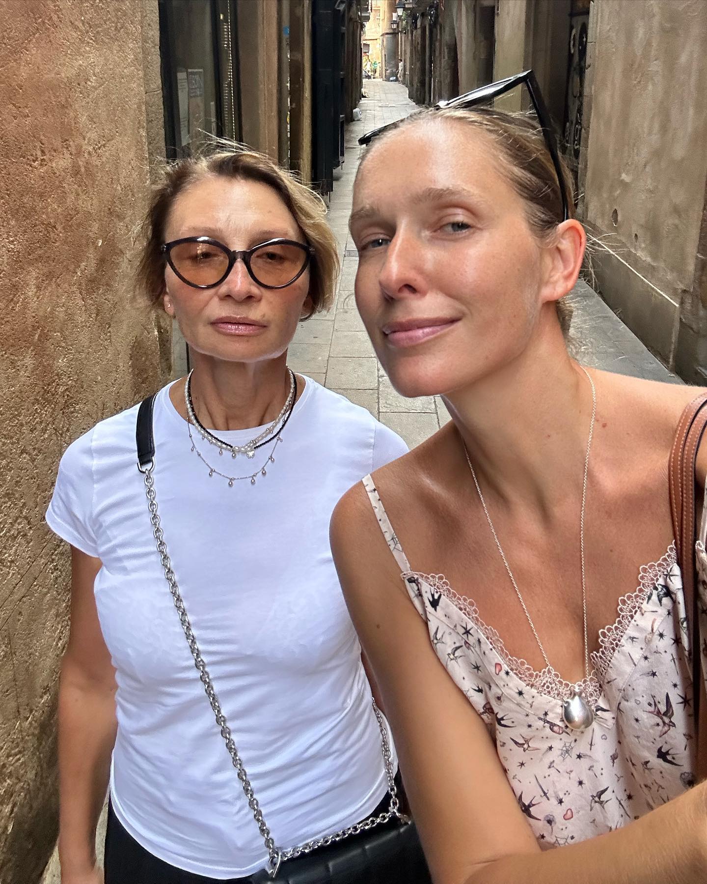 Катя Осадчая показала редкие фото с красавицей-мамой: "ты для меня абсолютный пример женщины"