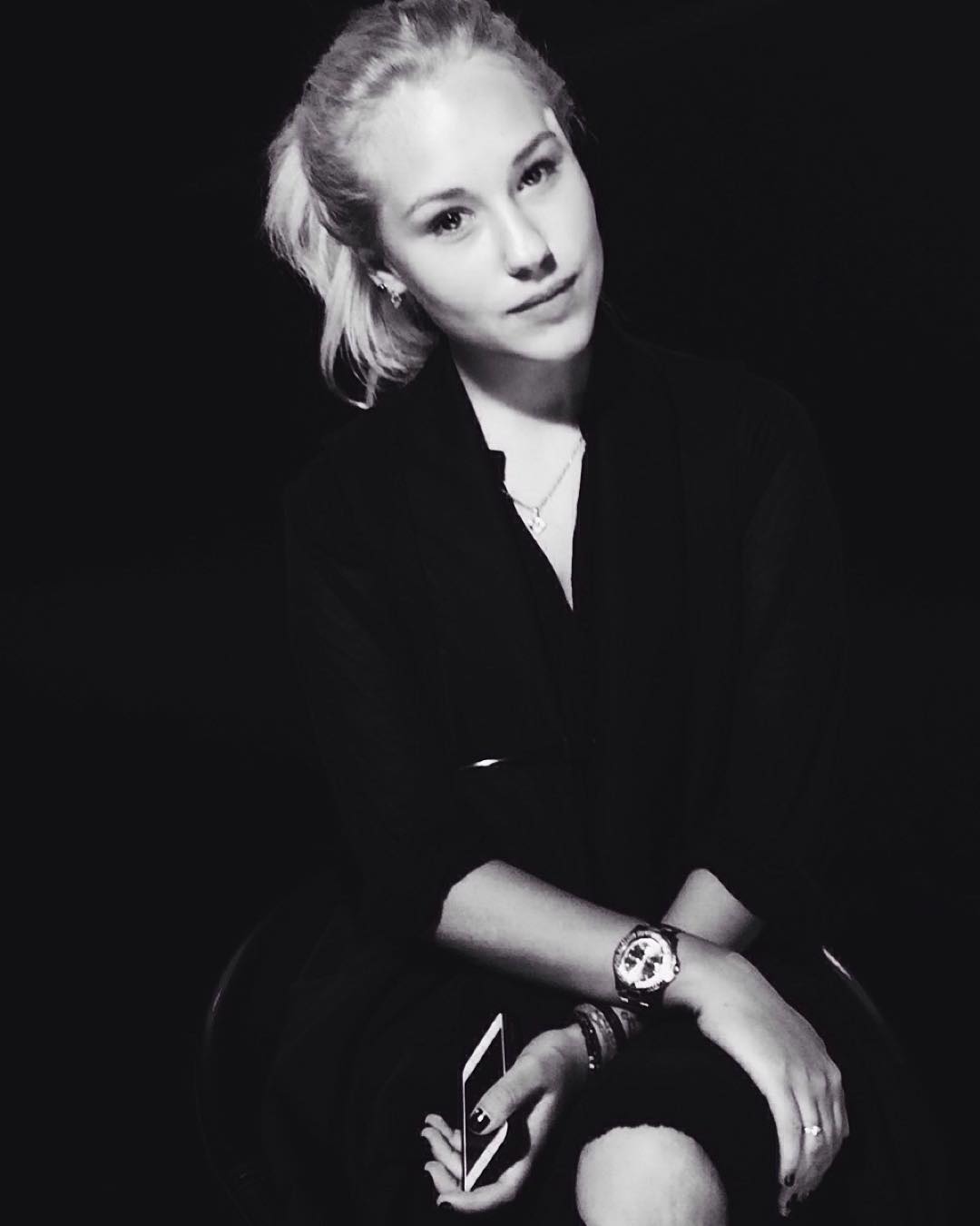 Як виглядала Даша Квіткова до одруження з Микитою Добриніним: яскраві фото