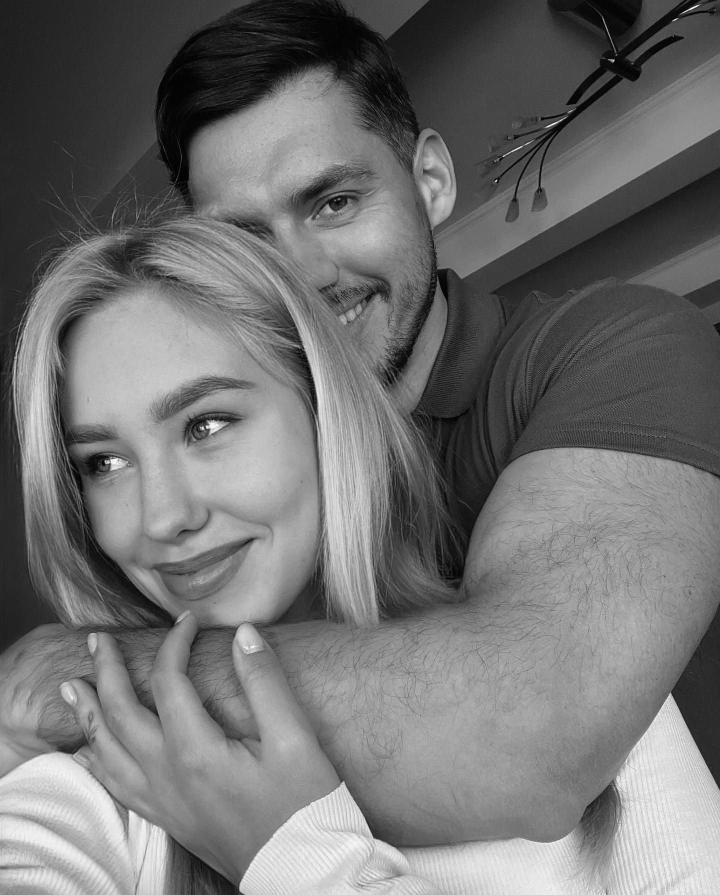 Квіткова похизувалася подарунком від незнайомця за 2 тисячі доларів (фото)