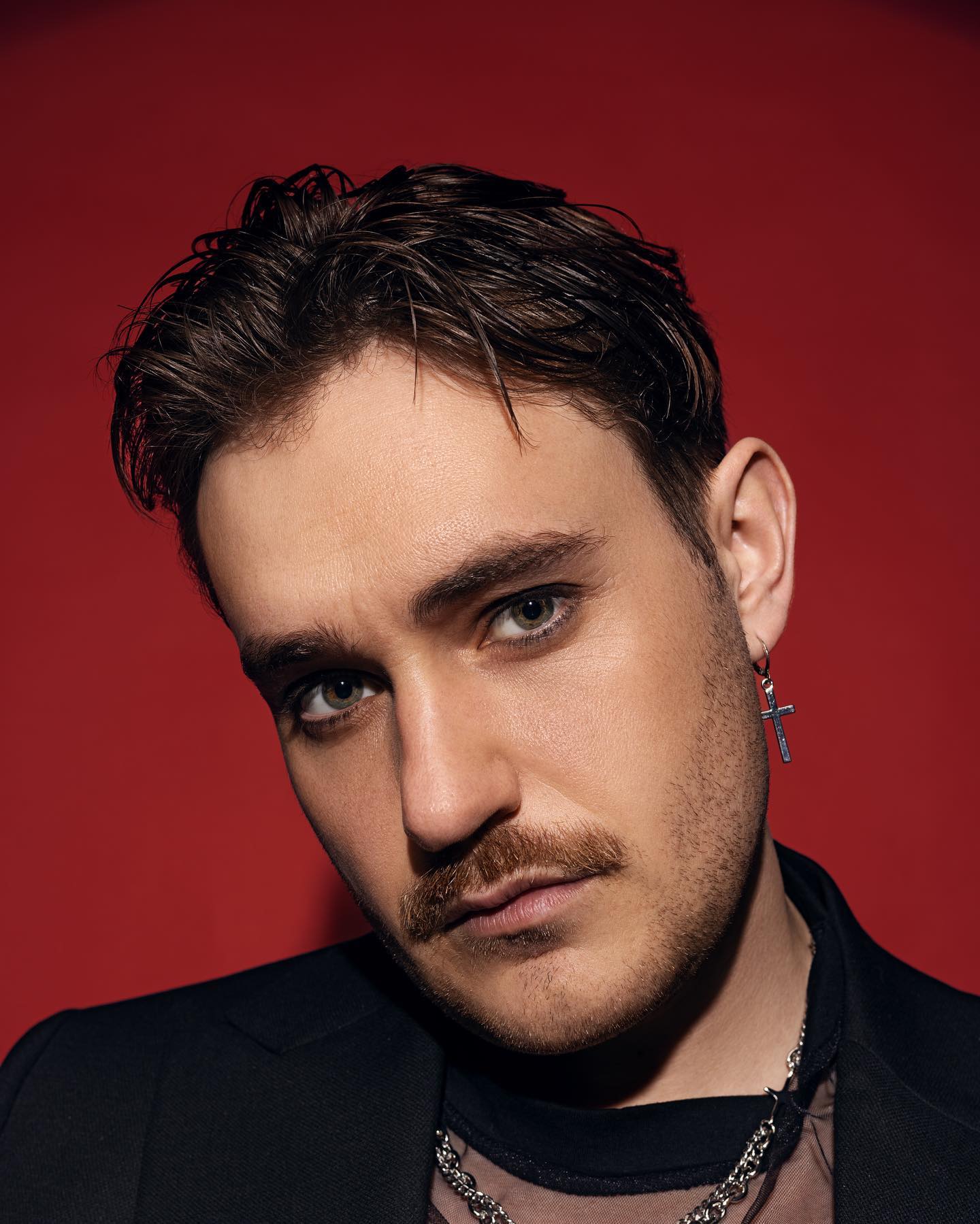 Лидер группы Latexfauna Дима Зезюлин впервые станет отцом. Он рассказал, как будет воспитывать сына