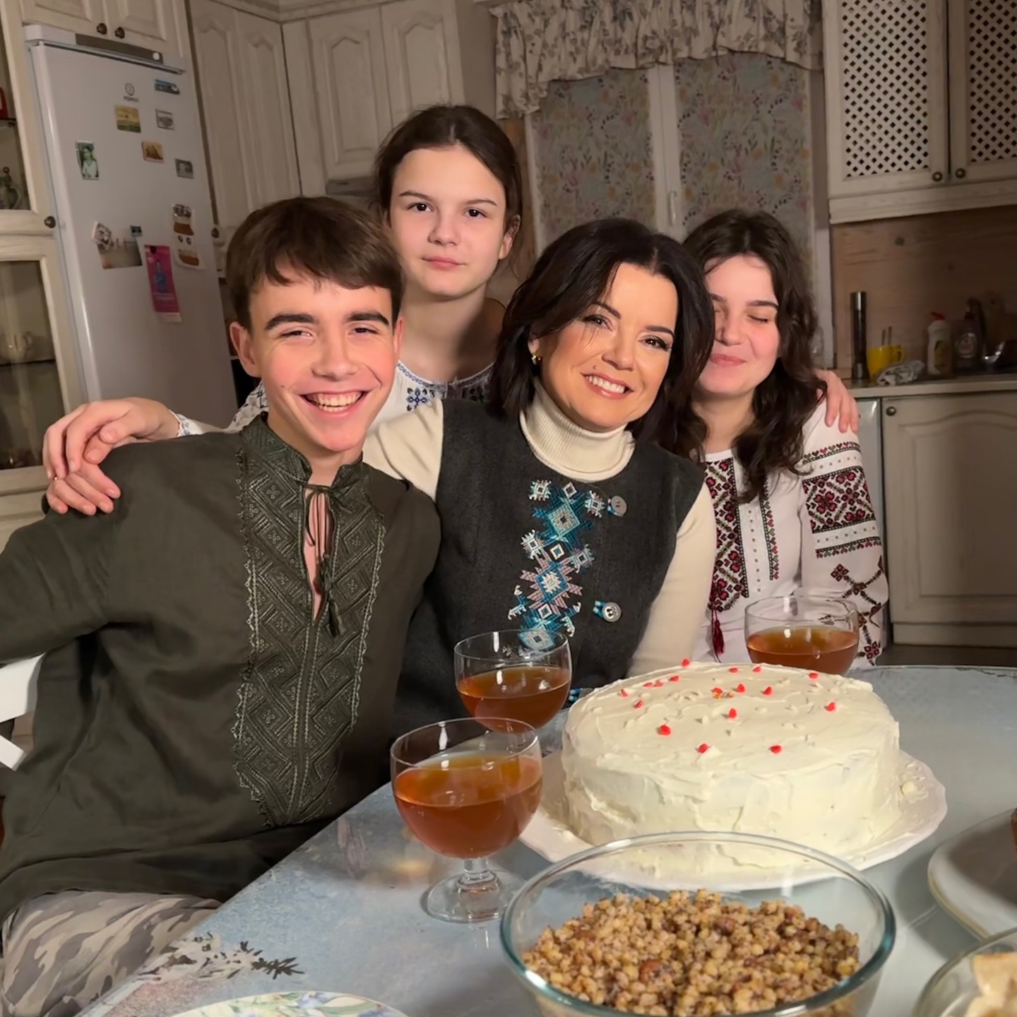 "Убеждаем, что рано". Маричка Падалко рассказала о желании 16-летнего сына вступить в ряды ВСУ