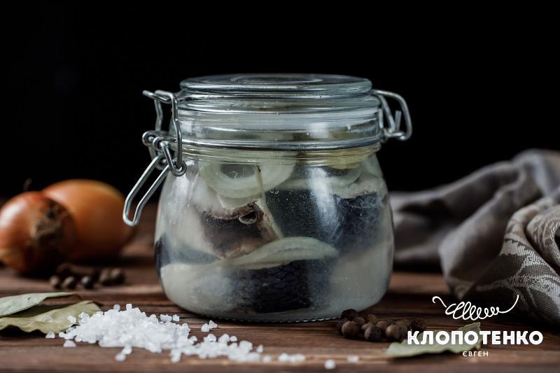 Три рецепти маринаду для оселедця від Клопотенка: їсти рибу можна вже за добу