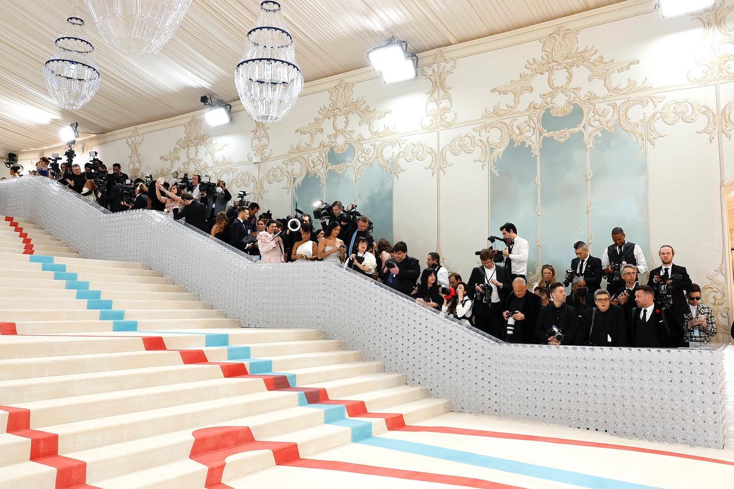 Met Gala 2024: все, що потрібно знати про найочікуваніший бал у світі моди