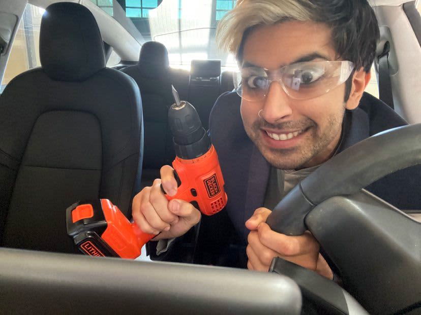 800 долларов в месяц: владелец Tesla Model 3 использует электрокар для майнинга криптовалют