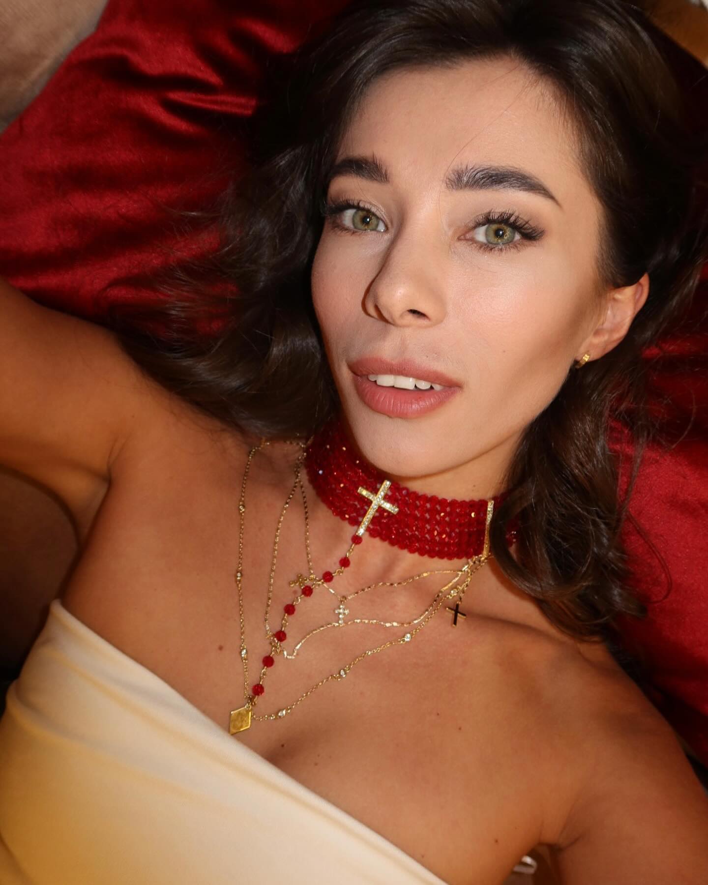 Больше ни капли: 6 украинских звезд, страдавших алкогольной зависимостью