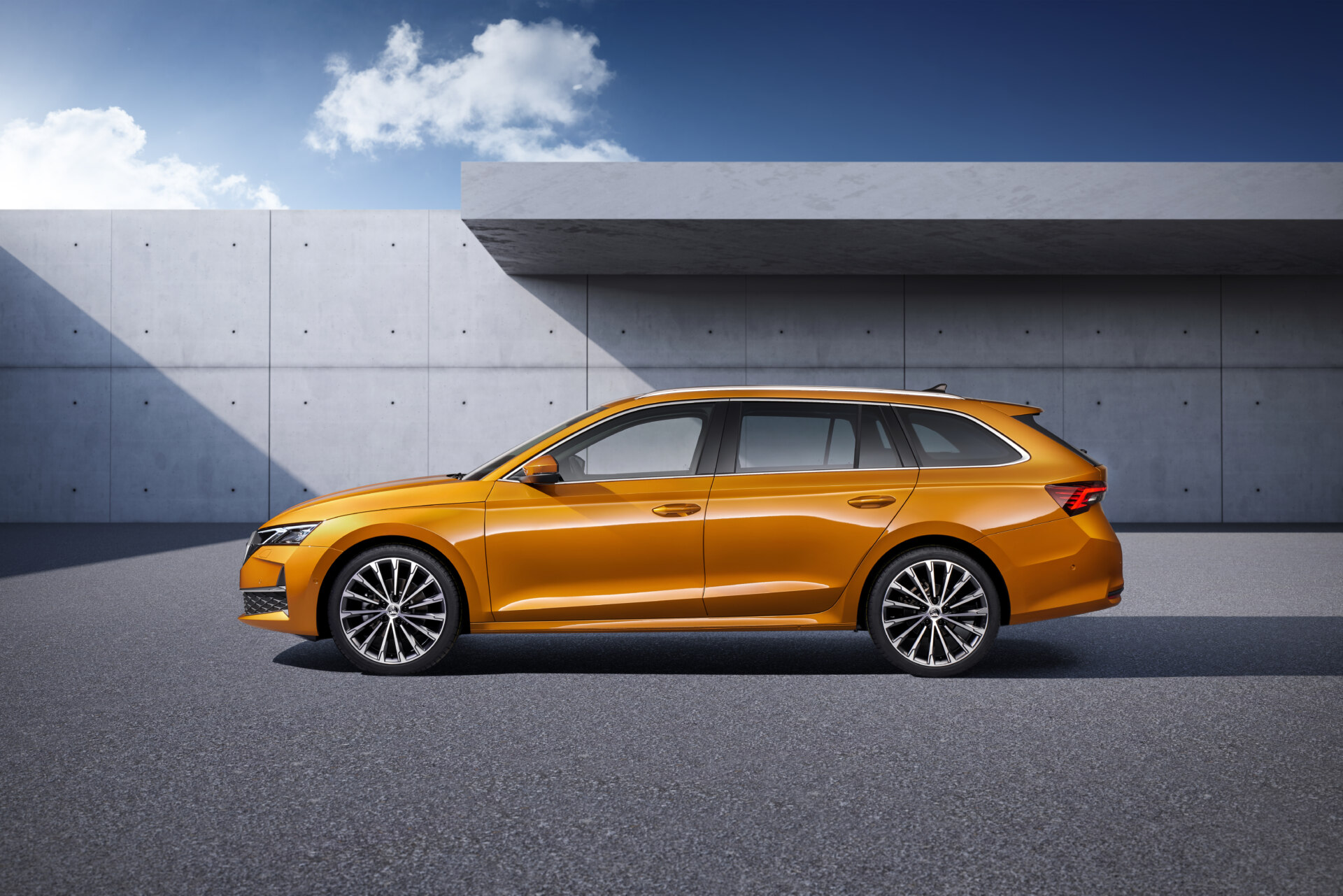 Разные и полезные: ТОП-5 универсалов до 30 тысяч долларов