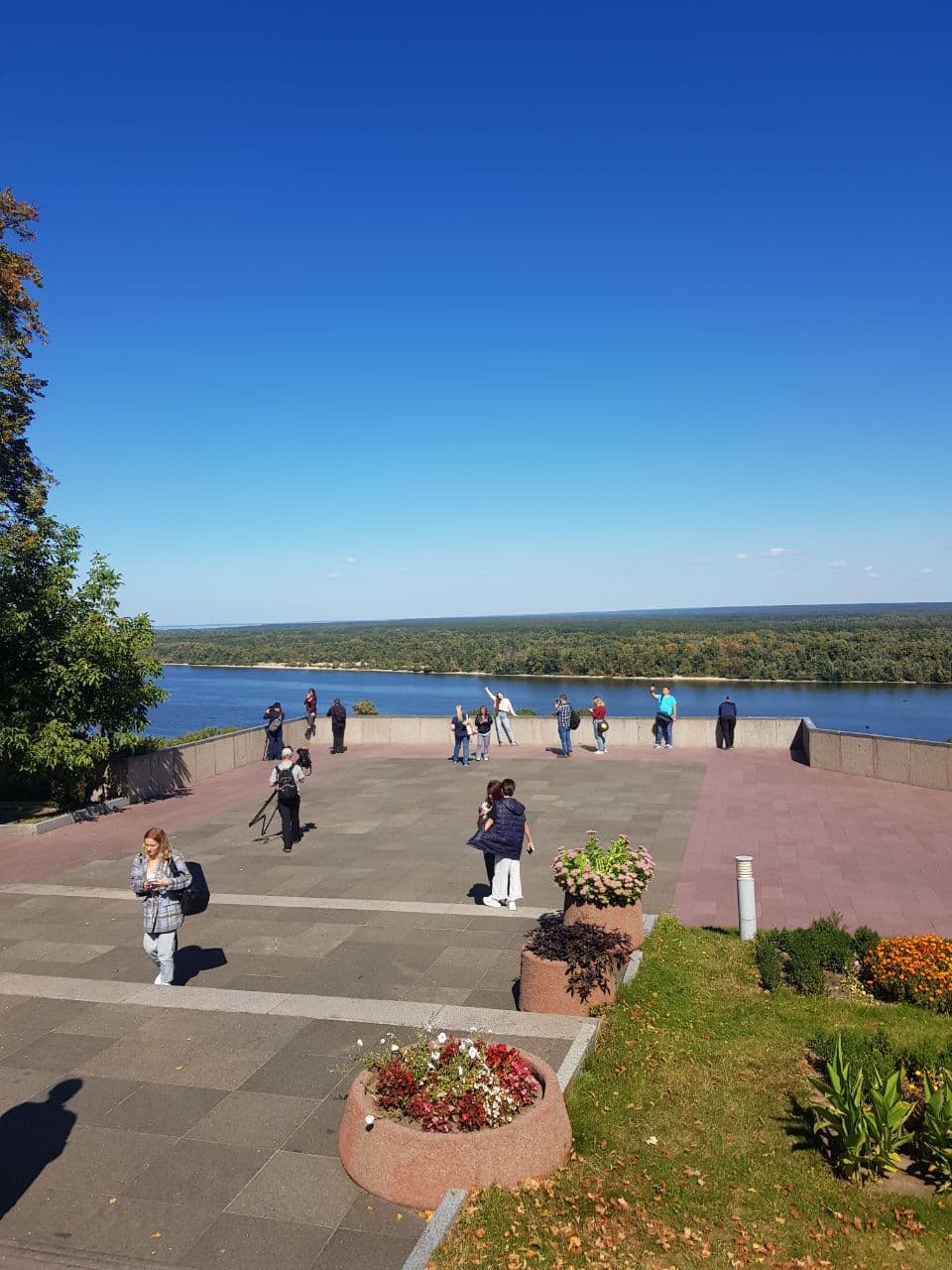 Помилуватися природою і доторкнутися до історії: яким буде маршрут з Києва до Канева на теплоході