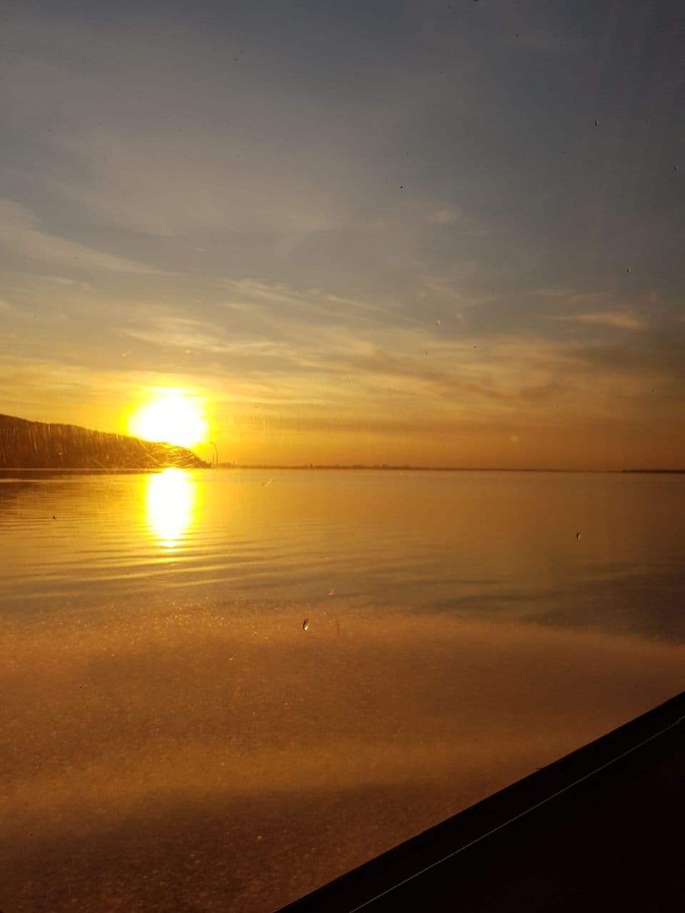 Помилуватися природою і доторкнутися до історії: яким буде маршрут з Києва до Канева на теплоході