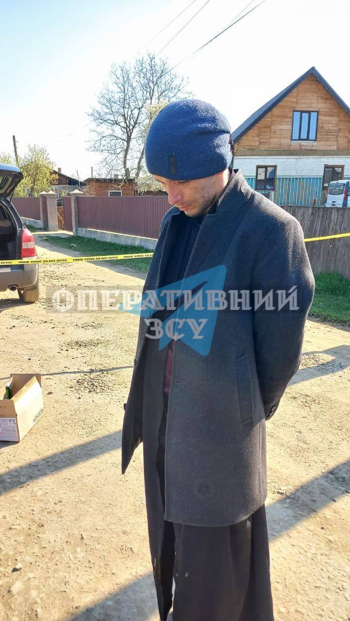 На Буковині чернець УПЦ МП вкрав гроші з церкви і підпалив храм із магазином (відео, фото)