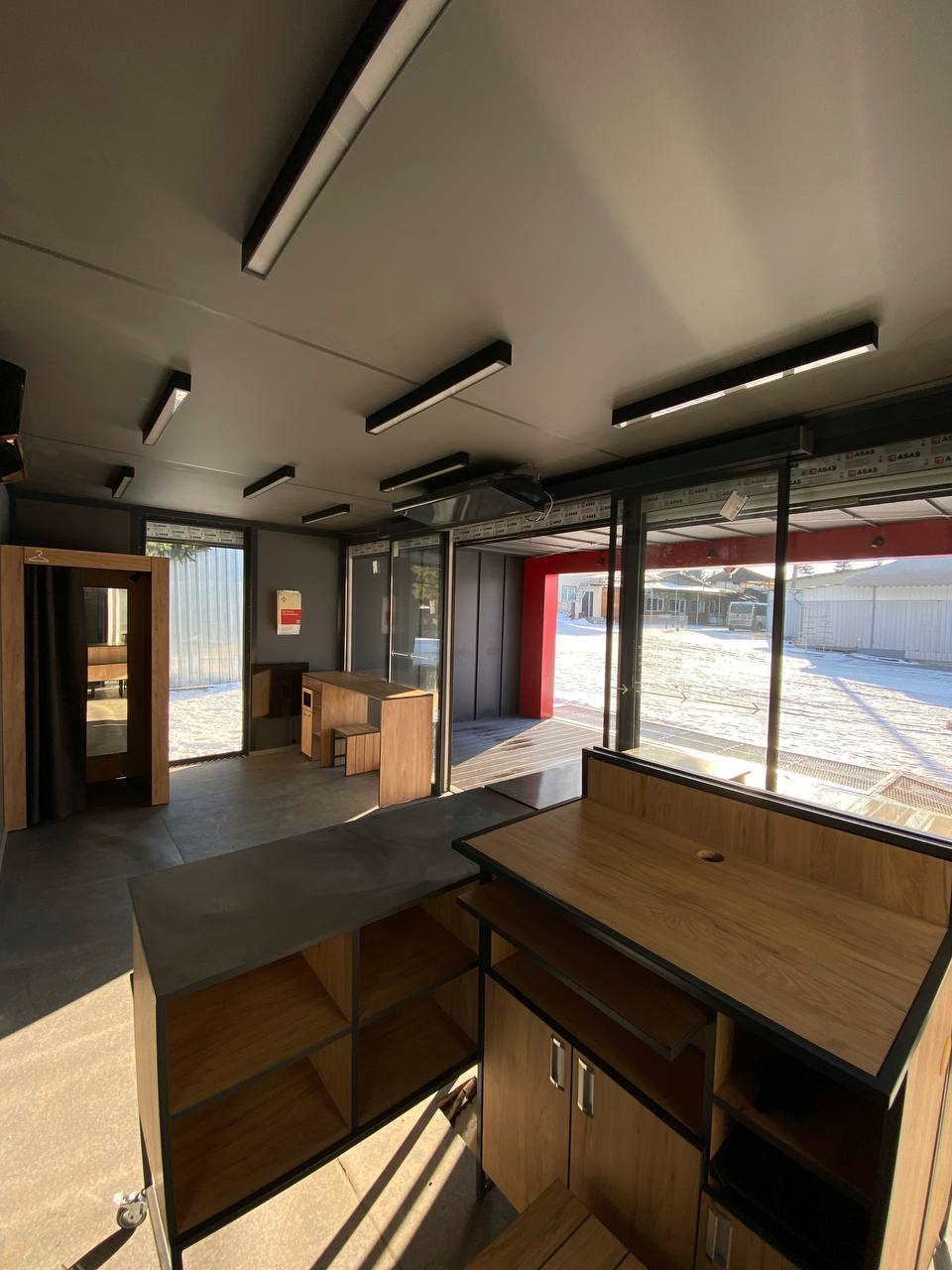 "Новая почта" запустила новый формат отделений. Появились первые фото