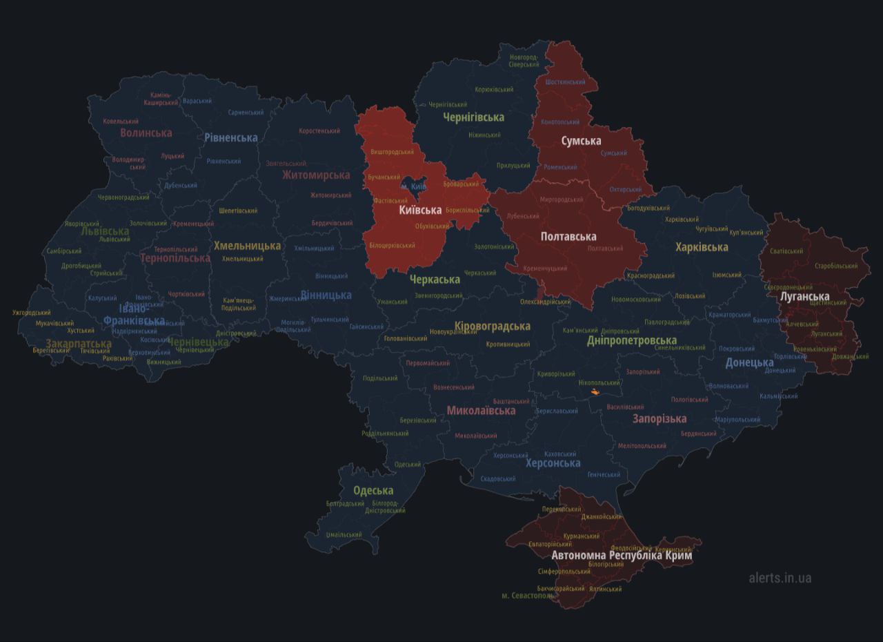 Росіяни випустили ракети по Україні: що відомо наразі