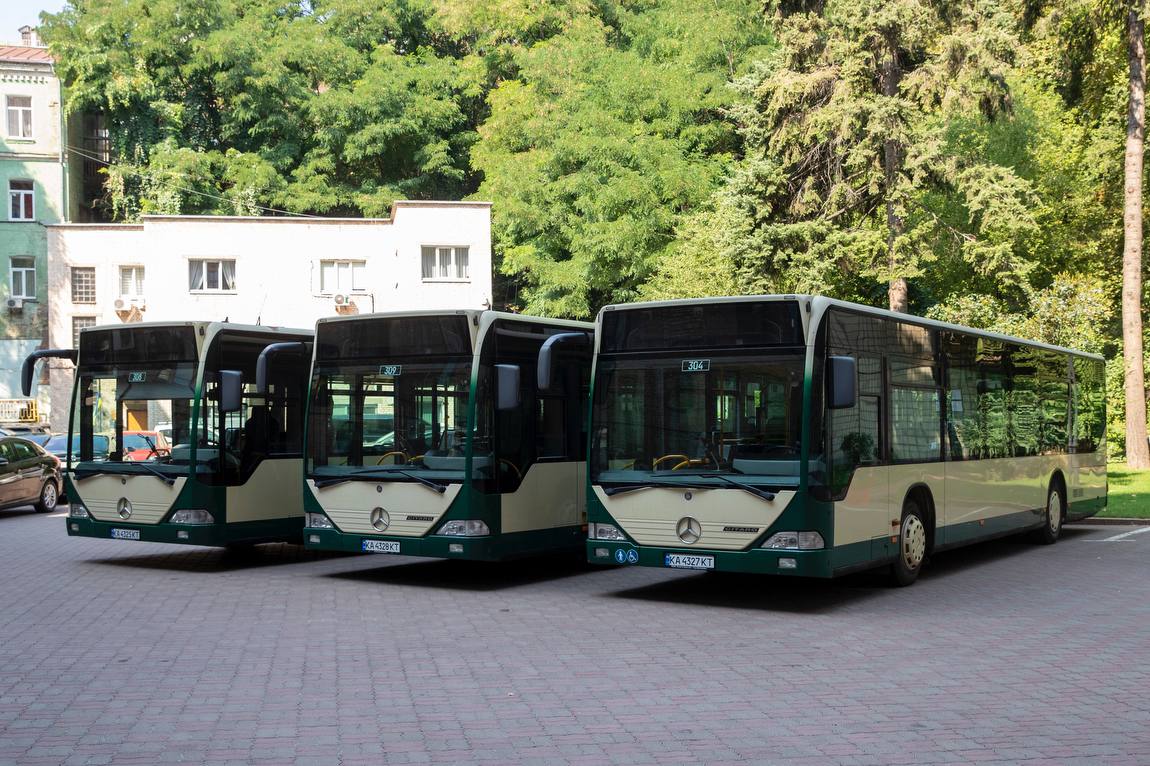 Київ отримав нові автобуси. Дивіться, який транспорт скоро курсуватиме в столиці (фото)