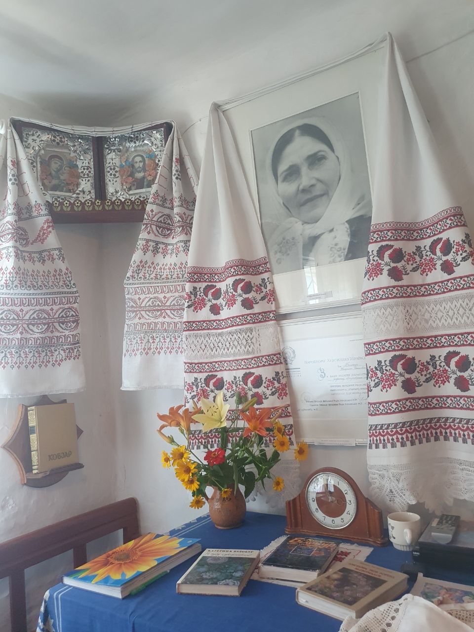 Покорила самого Пикассо. Кто такая Екатерина Билокур и как она создавала лучшие картины (фото)