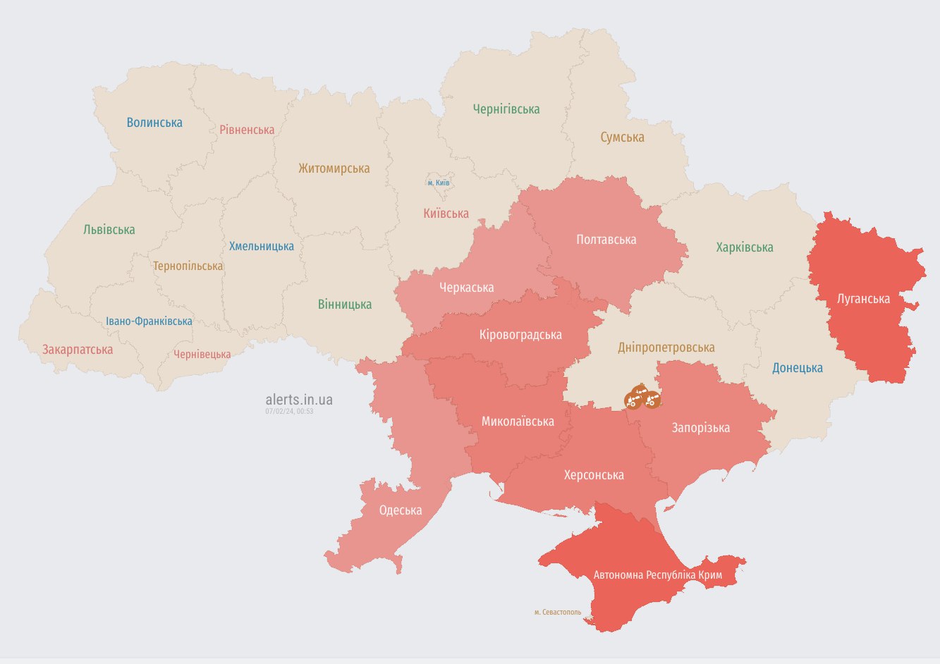 РФ запустила по Украине несколько групп "Шахедов": в ряде областей тревога