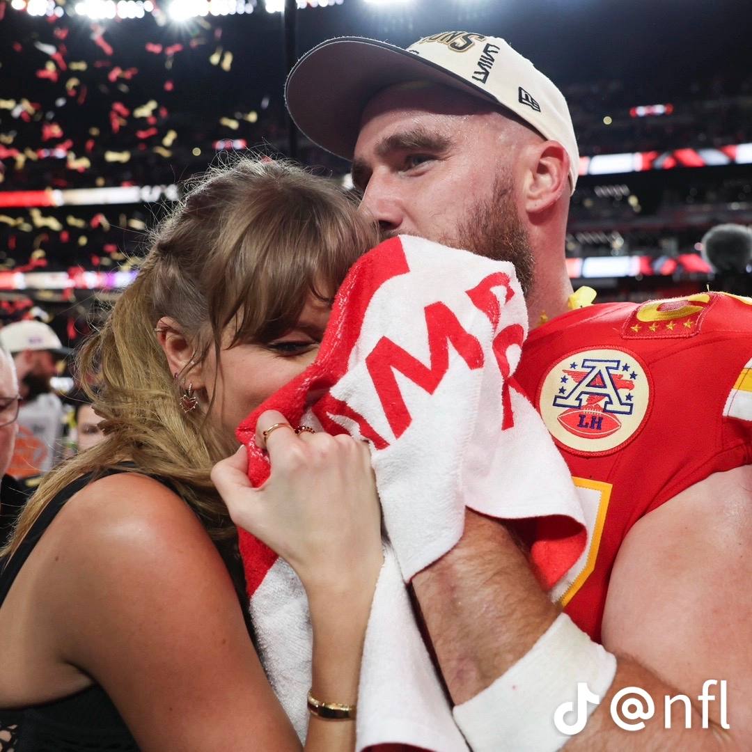 Супербоул 2024. Смотрите впечатляющие видео выступления Ашера и Алиши Кизи