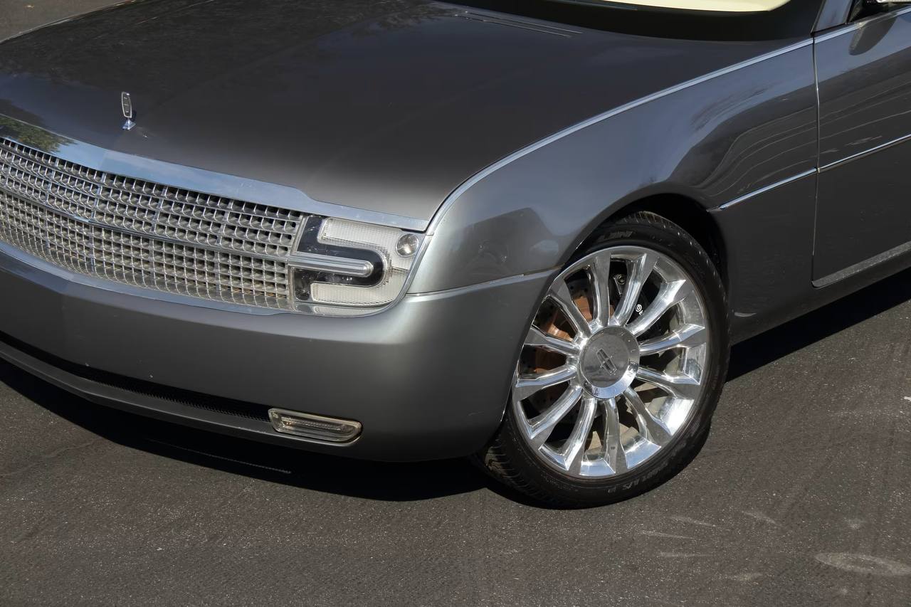 Єдиний екземпляр: на продаж виставили унікальний кабріолет від Ford (фото)