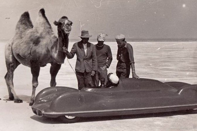 С двигателями от истребителей и вертолетов: подборка уникальных гоночных авто из Харькова