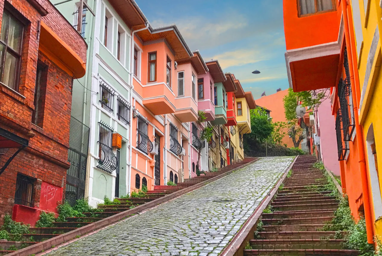 Город белоснежных мечетей и ароматных специй: какие места нельзя пропустить в Стамбуле