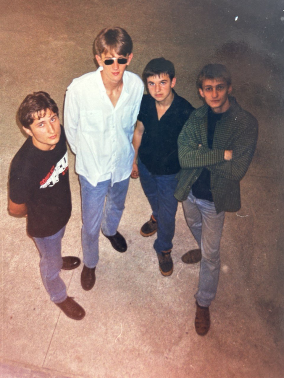 "Мелодії та ритми спальних районів": культовий український гурт випустив альбом, який "пилився" 25 років