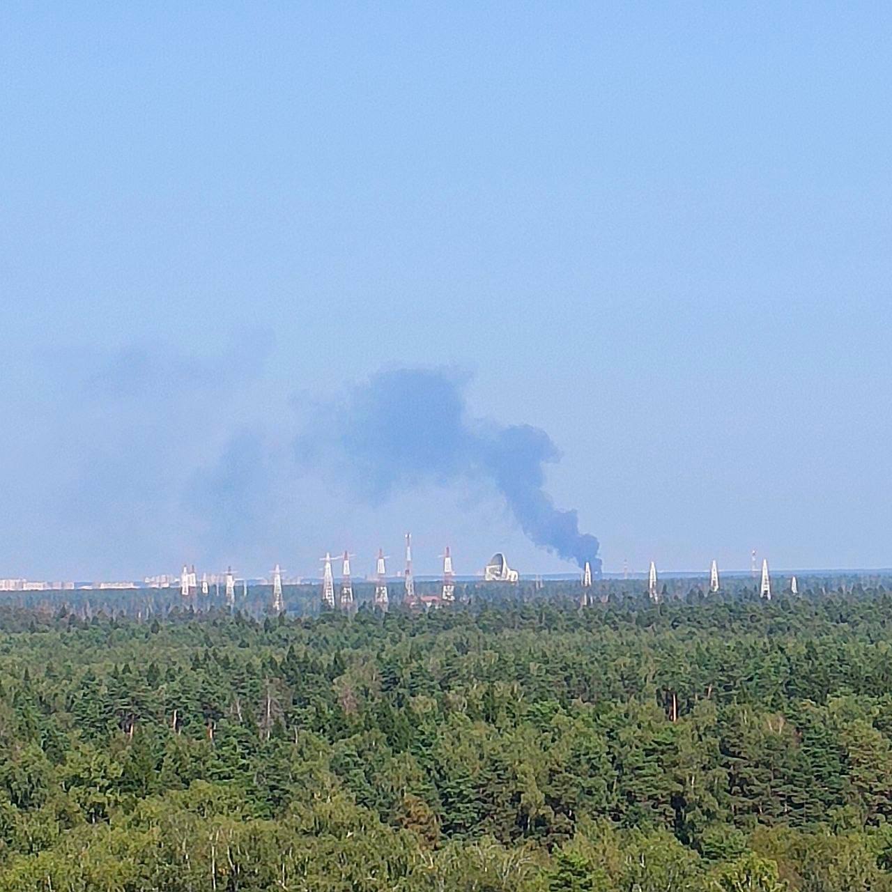 Под Москвой произошел пожар на военном аэродроме 