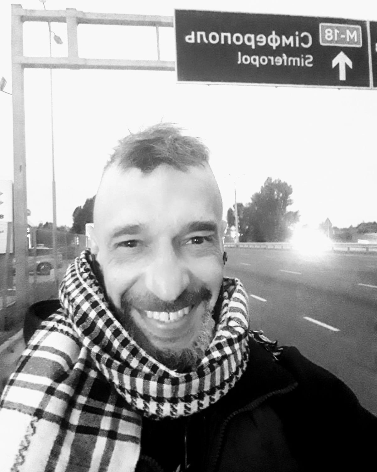 Ведущий-военный Макс Нелипа попал в больницу: что известно