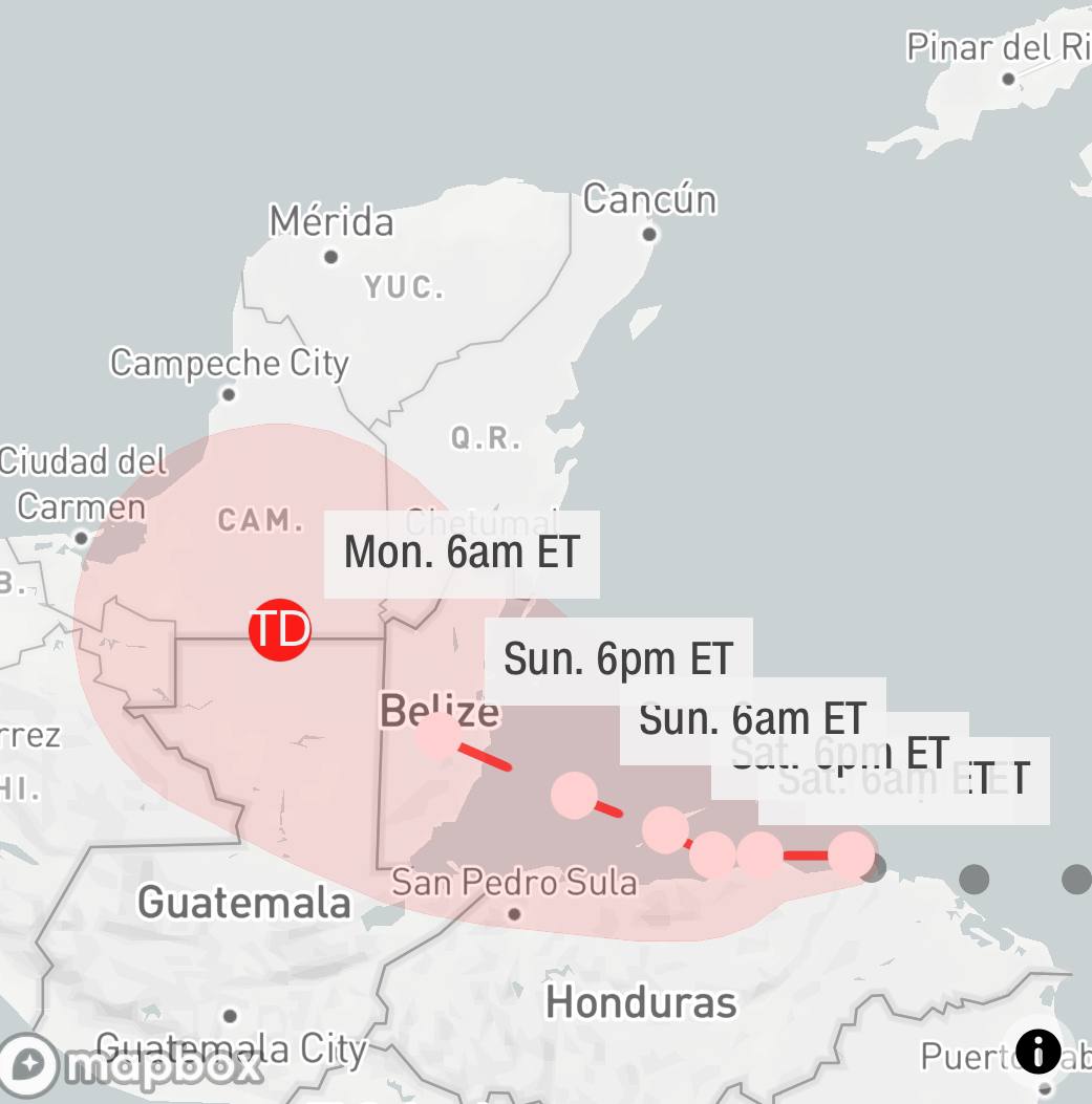 Центральна Америка готується до шторму "Сара": де є ризик повеней
