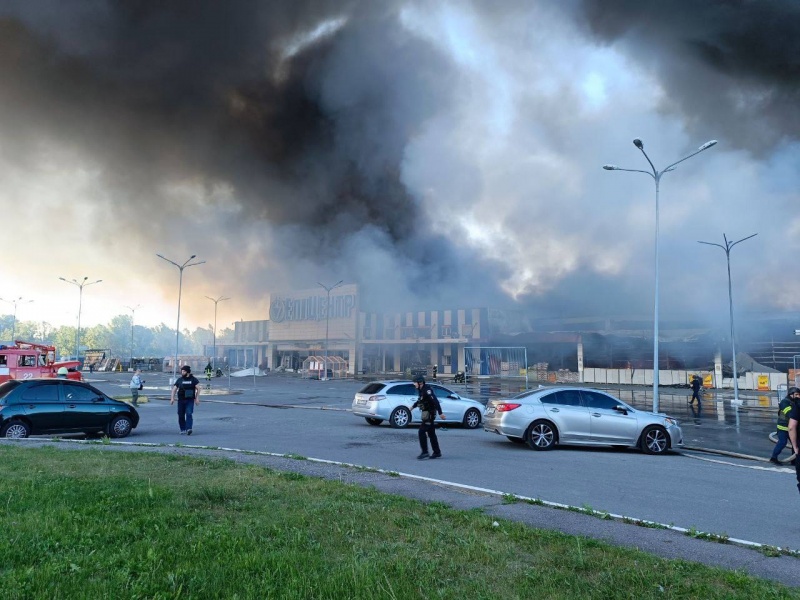 大卖场罢工，许多受害者和失踪者：对哈尔科夫袭击的了解