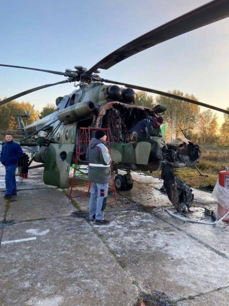 Двох школярів звинувачують у підпалі військового вертольота Мі-8 у Росії