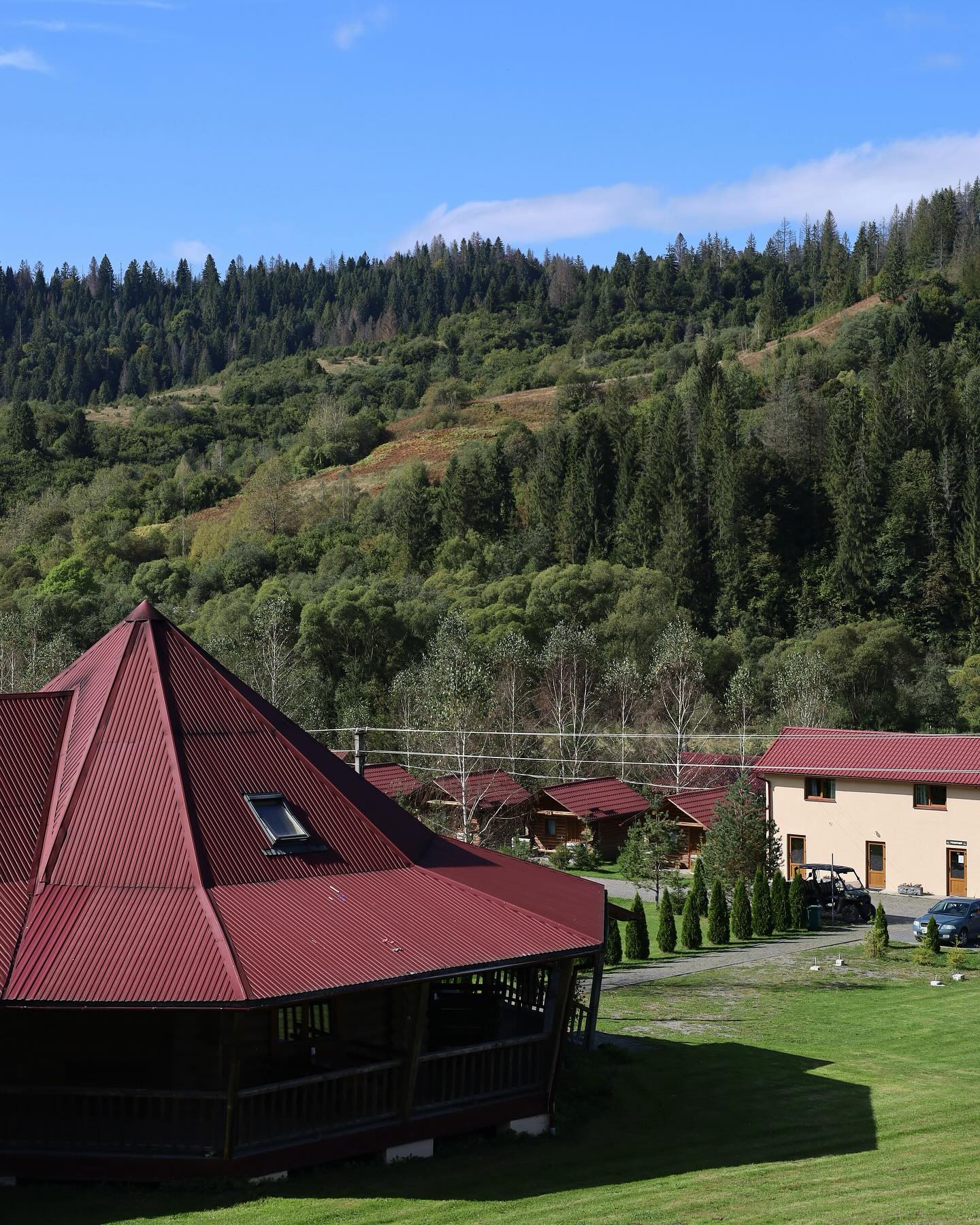 Весенние выходные в Карпатах: топ домов и коттеджей, где можно отдохнуть на природе