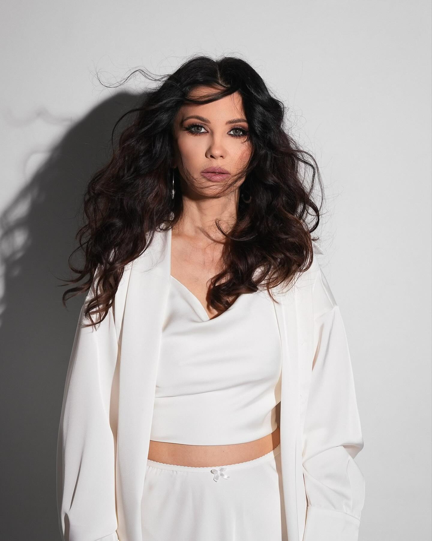 "Вічно юна" українська співачка зачарувала грацією в особливій фотосесії