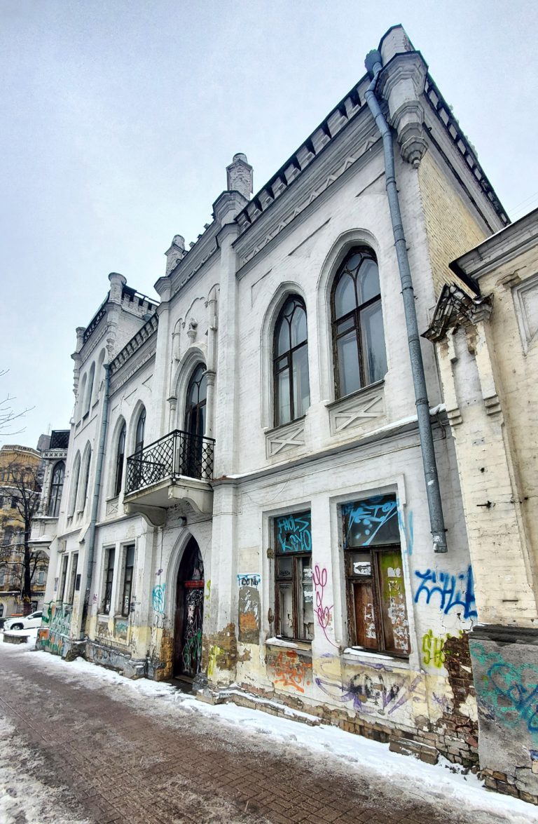 В Киеве обновят известное историческое здание: о каком идет речь и что планируют (фото)