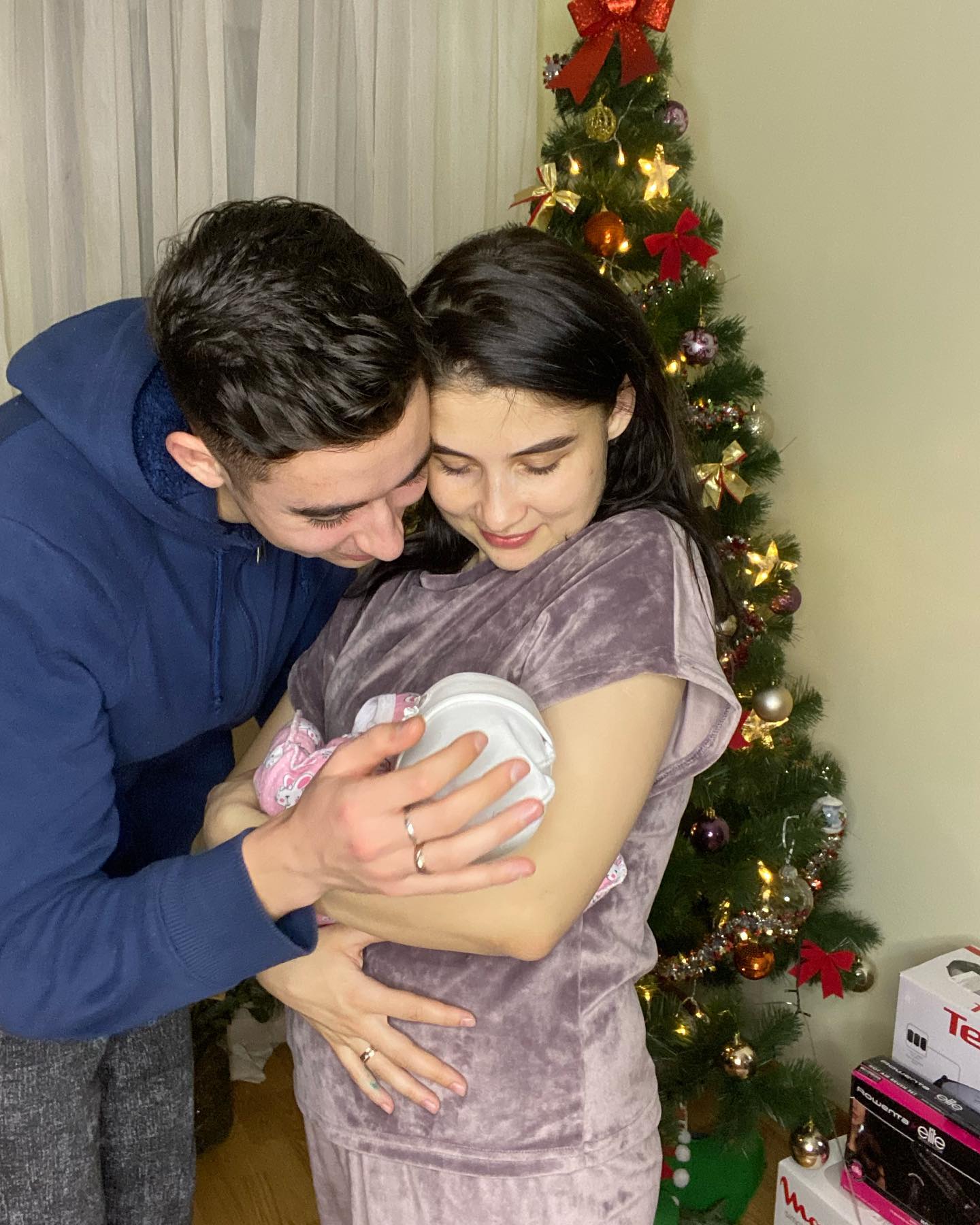 Матвиенко - в 17 лет, Павлик - в 18. Украинские звезды, рано ставшие родителями