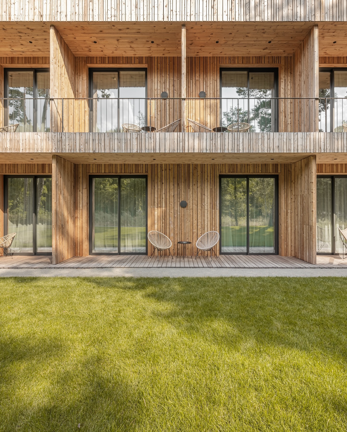 10 заміських будинків і комплексів для відпочинку під Києвом: скільки коштує оренда та як дістатися