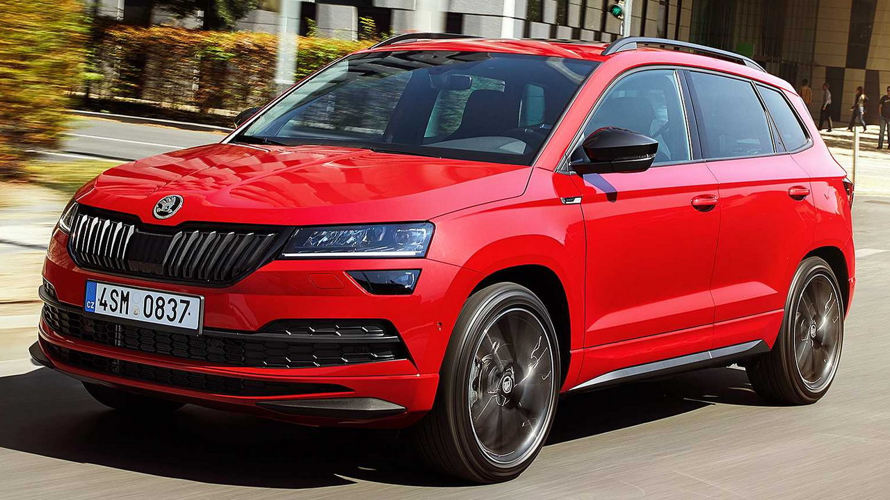 Оновлений кросовер Skoda Karoq розкрився в перших зображеннях
