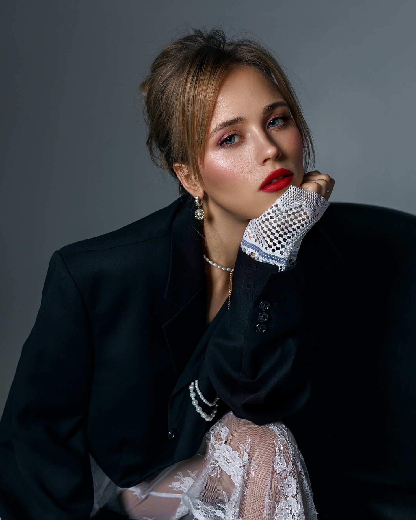 Анна Кошмал ошеломила новым смелым образом (фото)