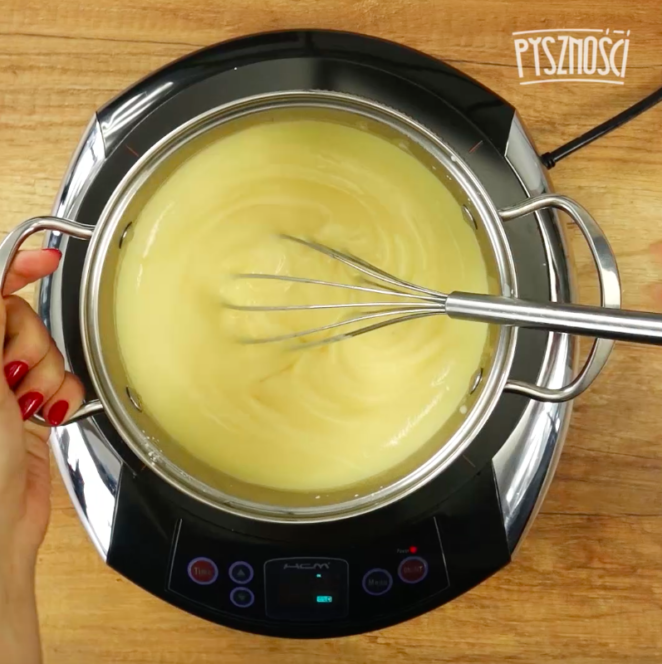 Легкий рецепт знаменитого торта "Сникерс": его приготовят даже дети