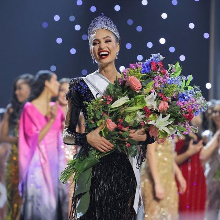 Міс Всесвіт 2022: яскраві фото переможниці конкурсу