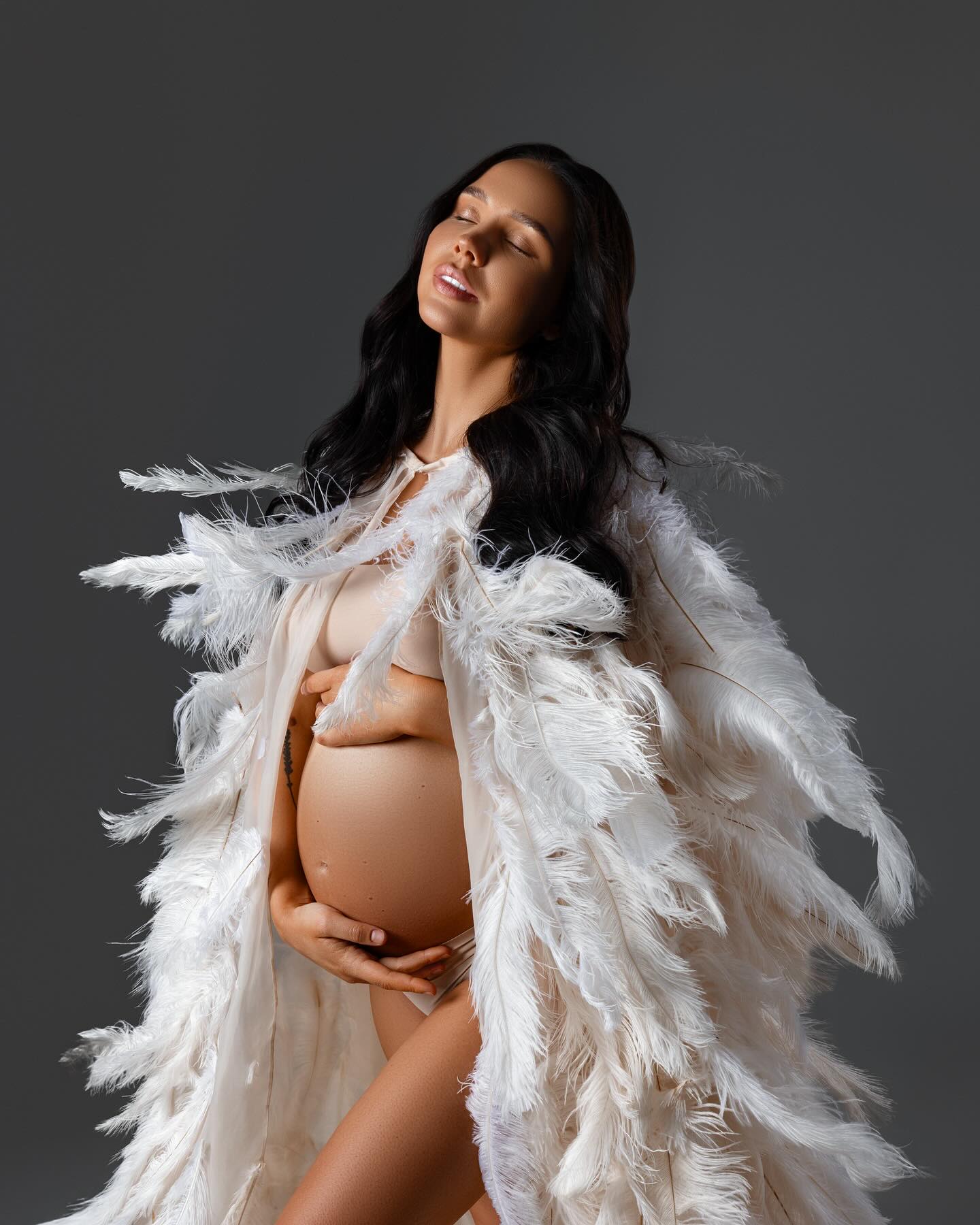 Жена Евгения Кота впервые рассказала, что помогло ей забеременеть после 4 лет неудачных попыток