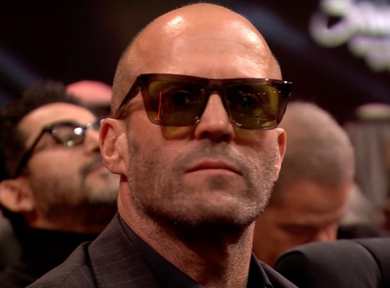 Стейтем та його красуня-дружина "засвітилися" на бою Усика. У свої 57 зовсім не постарів (фото)