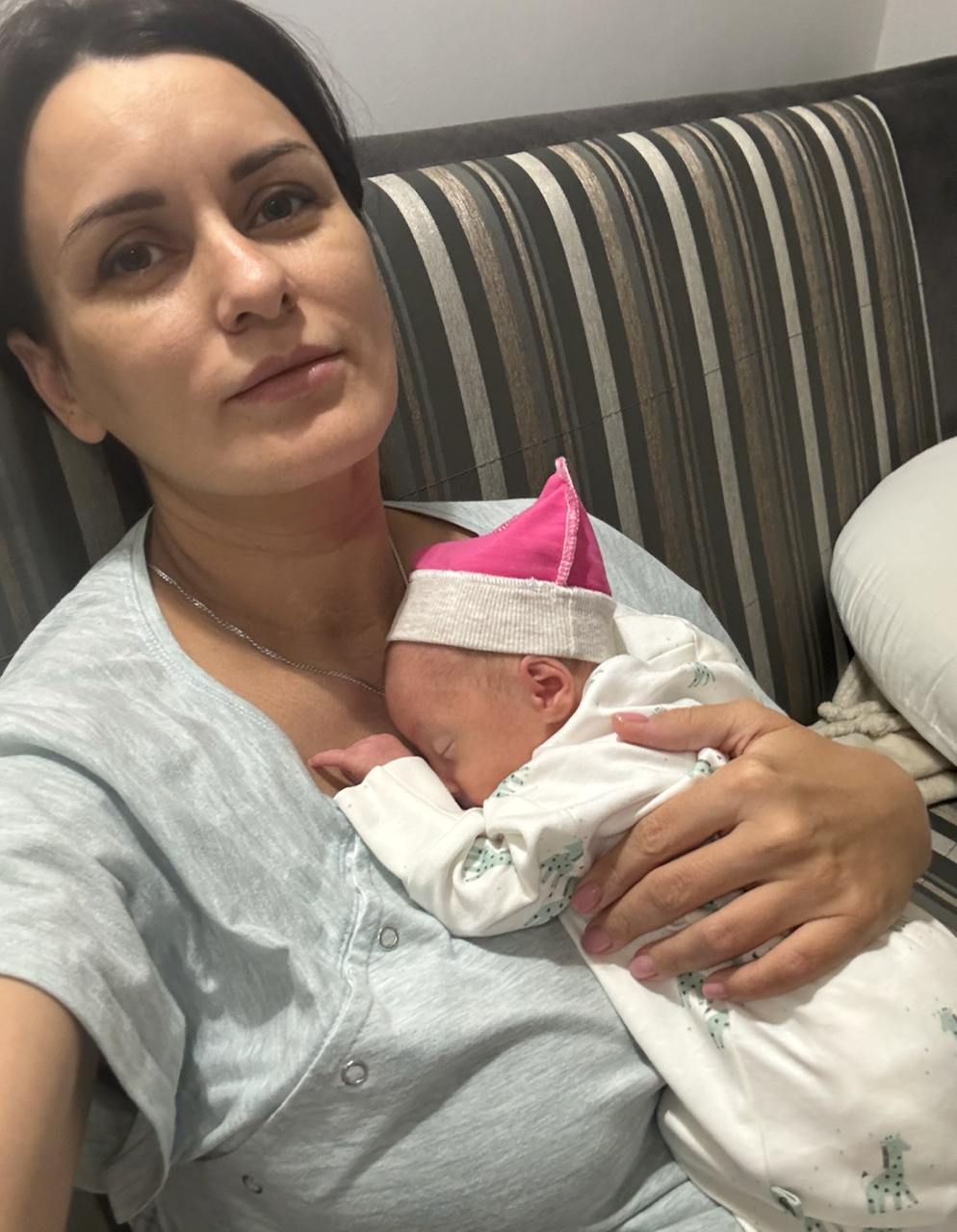 "Первые две недели совсем не спали". Лиза Глинская рассказала, кто помогает ей в декрете