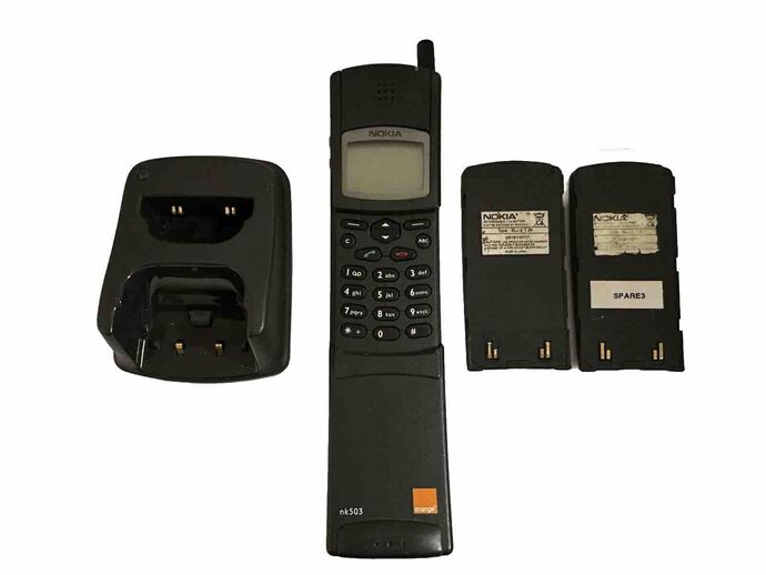 5 старых мобилок, которые можно продать за большие деньги