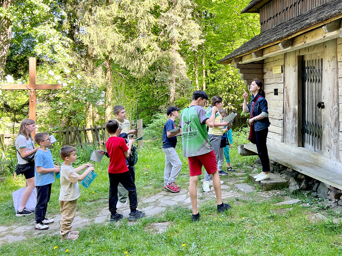 Григорий Козловский и Emily Resort устроили праздник для детей погибших защитников