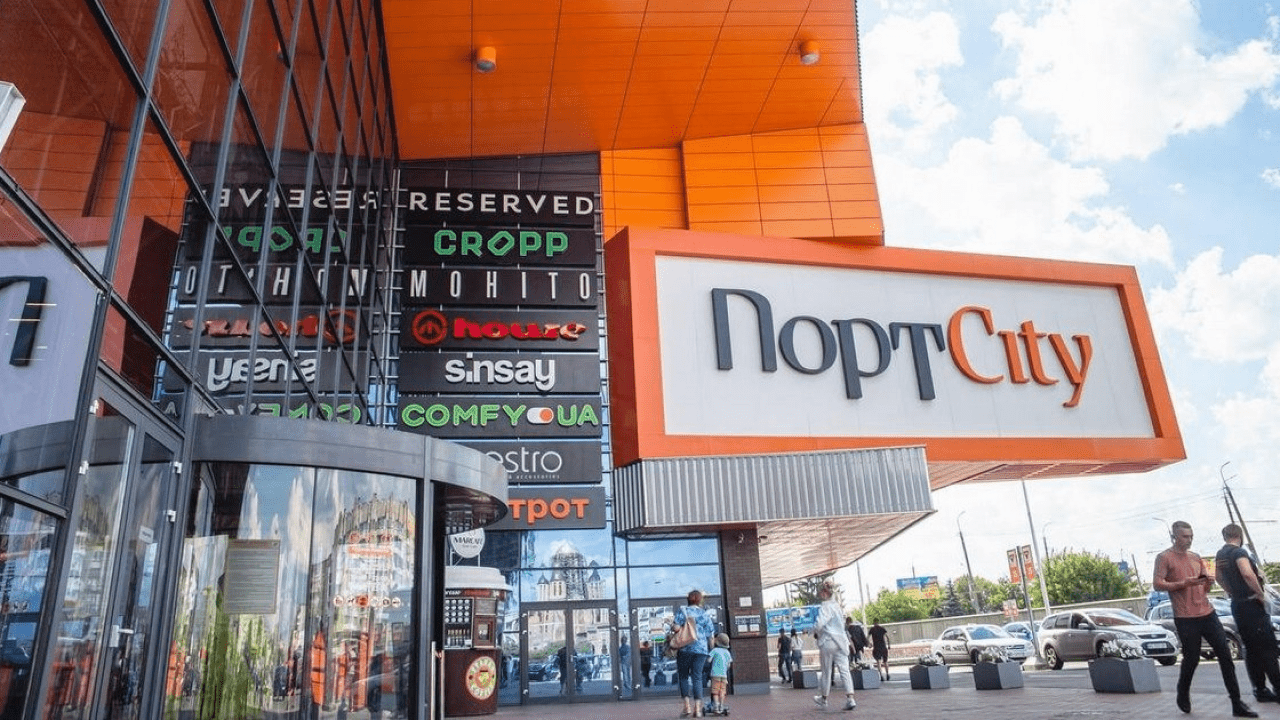 Хороший знак? Украинскому ТРЦ разрешили работать круглосуточно