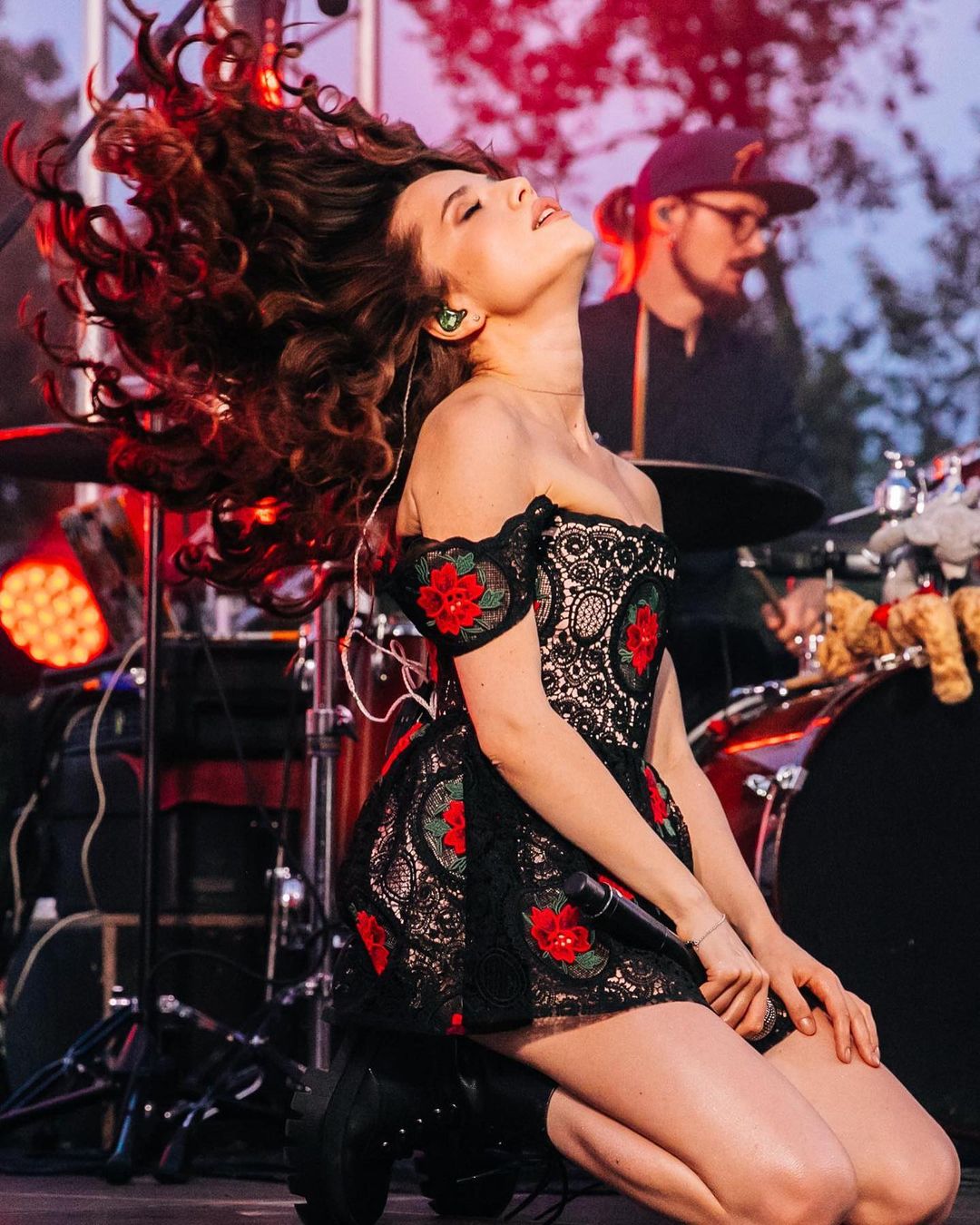 Христині Соловій - 30! Як зараз виглядає одна з найгарячіших співачок України (відверті фото)