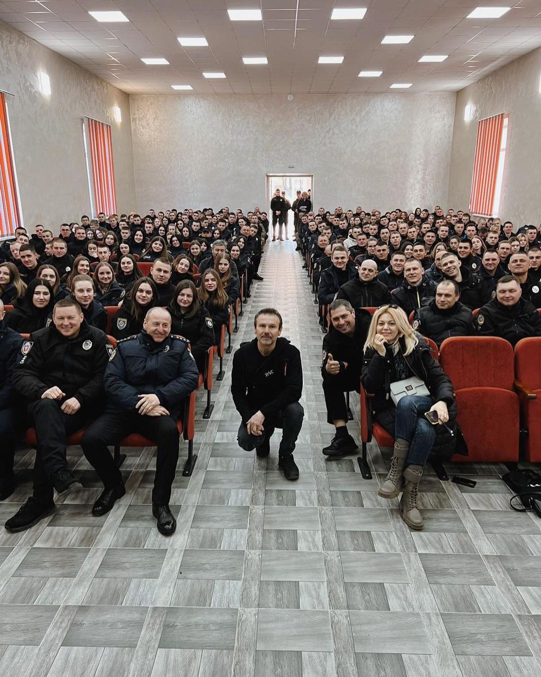 "Гроші на війні - це погано": Святослав Вакарчук розповів, скільки зараз заробляє