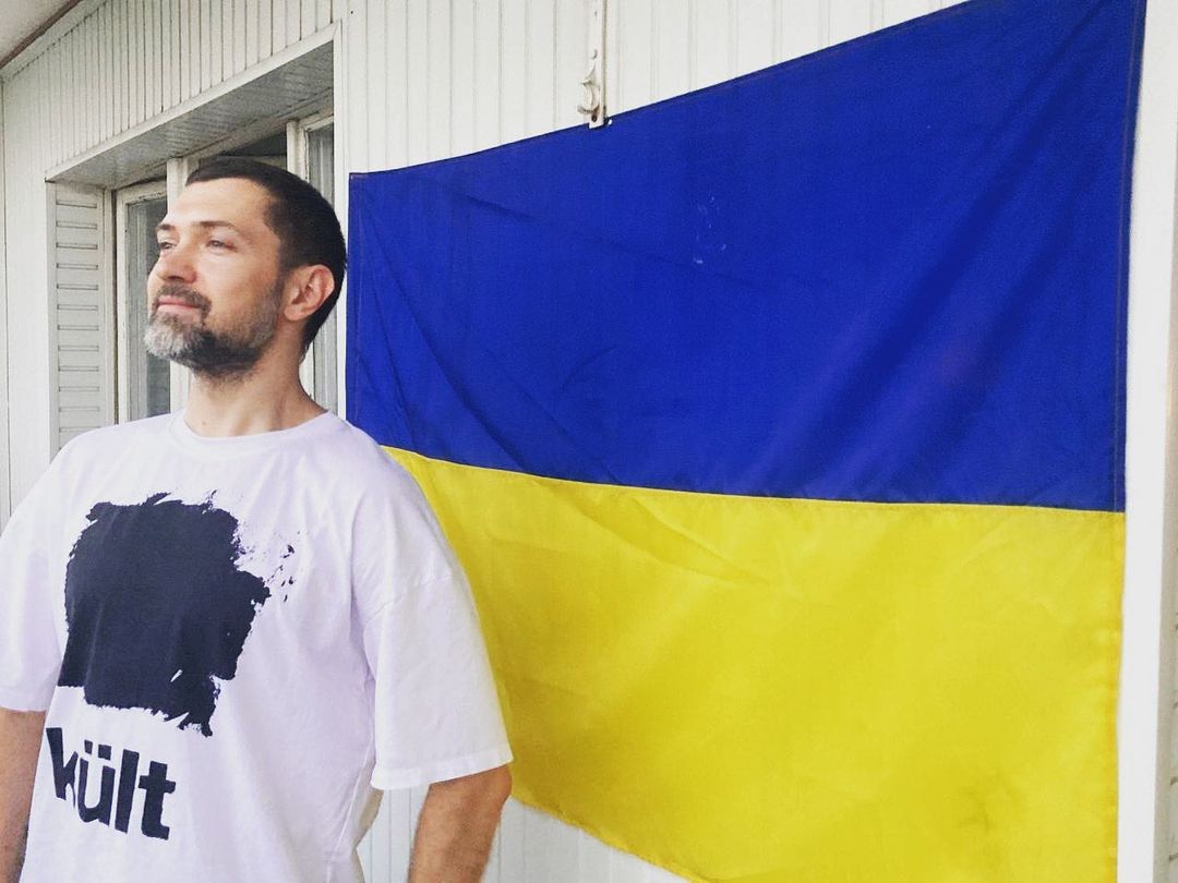 "Закривав очі на важливі речі". Відомий український співак покаявся за концерти в Росії після 2014 року