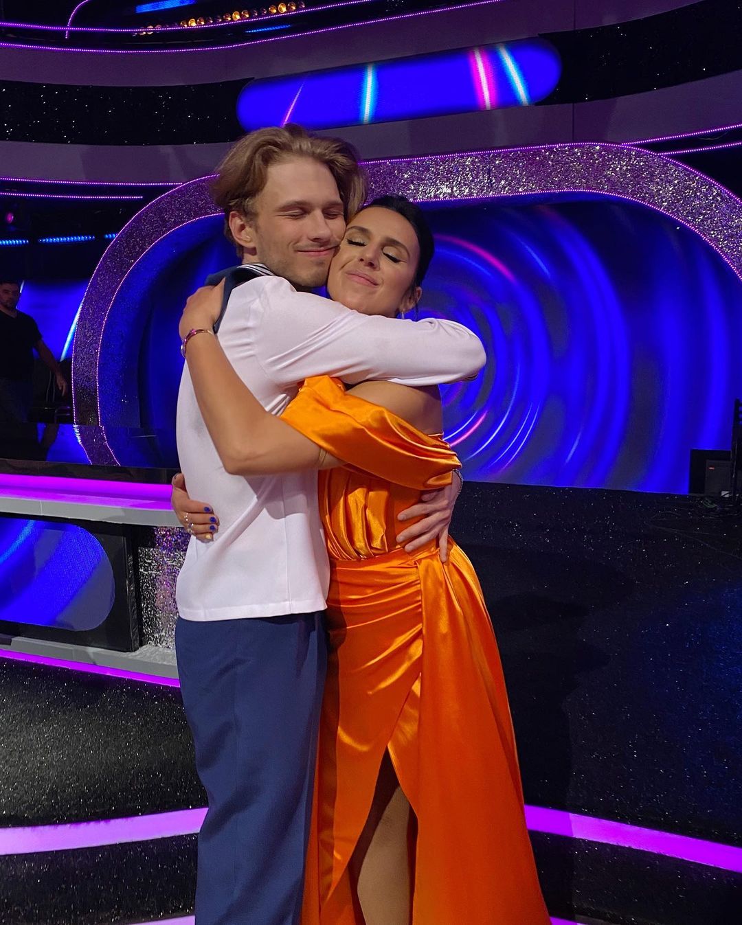 Джамала не может вернуться из Польши в Украину: что произошло