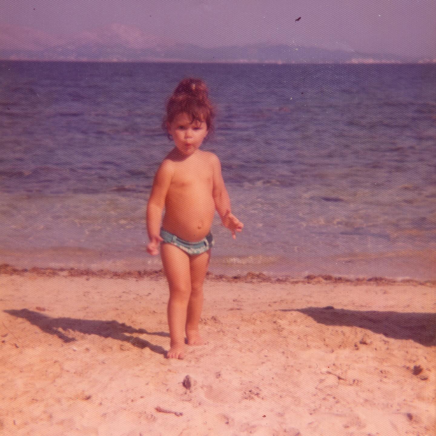 Дэвид Бекхэм чувственно обратился к жене: "Мы все тебя очень любим"