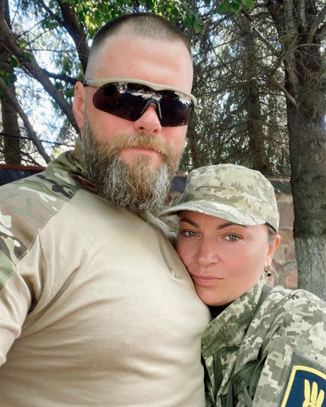 Боляче втрачати своїх: український актор повернувся додому після боїв за Сєвєродонецьк