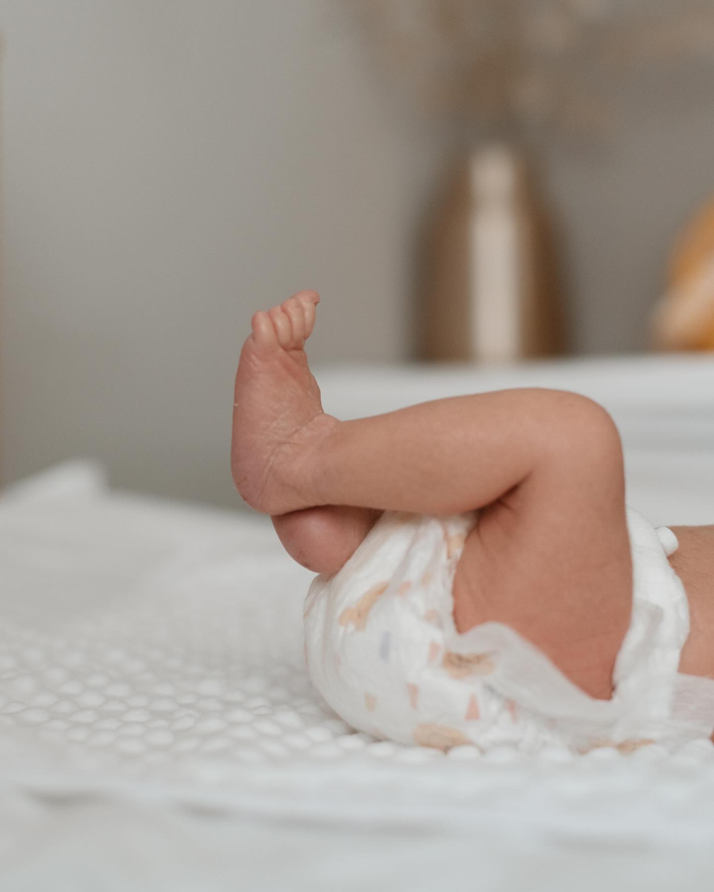 Козловський розчулив новими фото з крихітним сином Оскаром